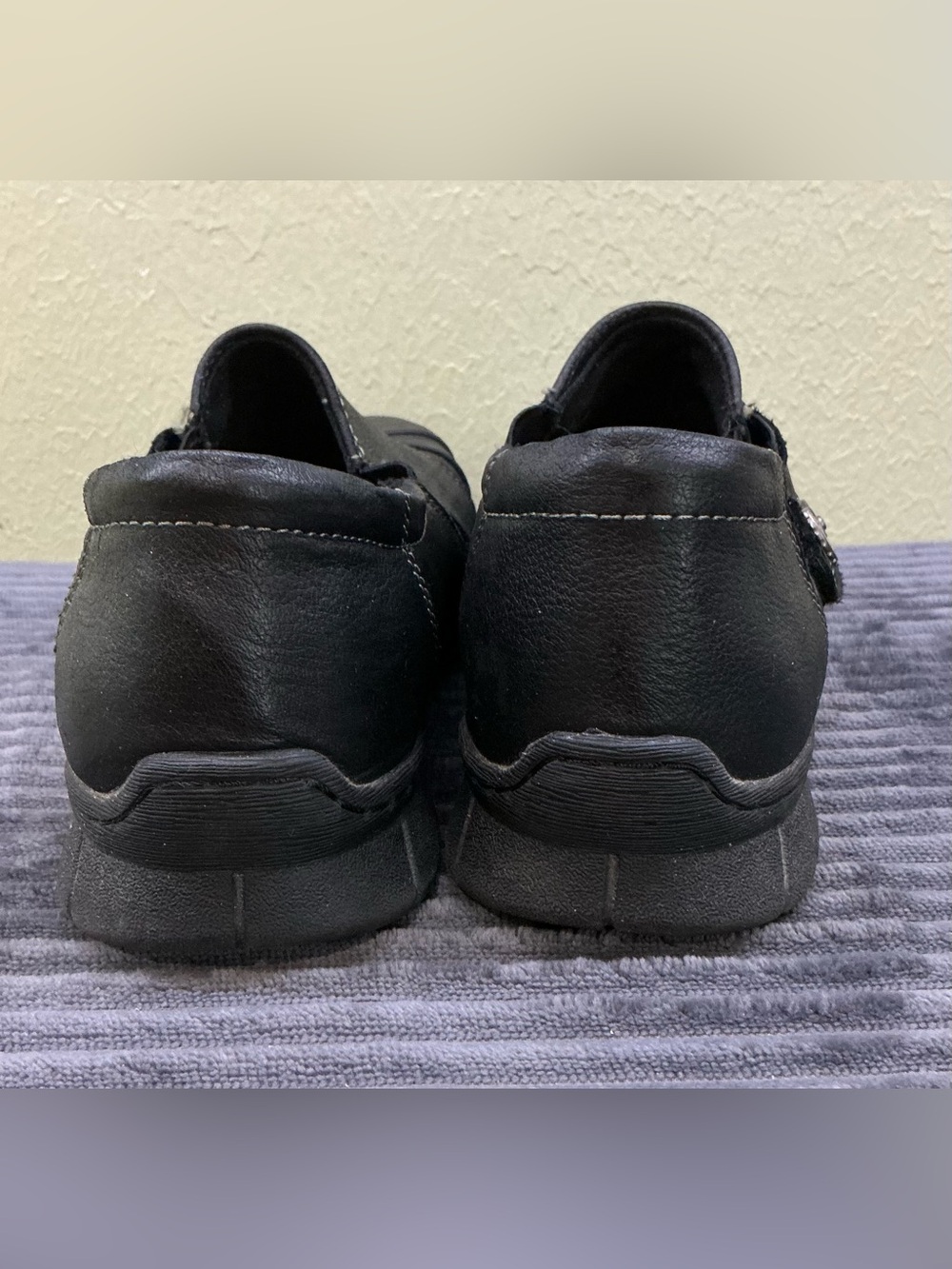 Earth Origins Naya Black Leather Flats Comfort Loafer Gorpcore Granolachic Sz 10 - Picture 4 of 10